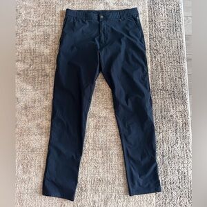 Men’s Lululemon Commission Pant